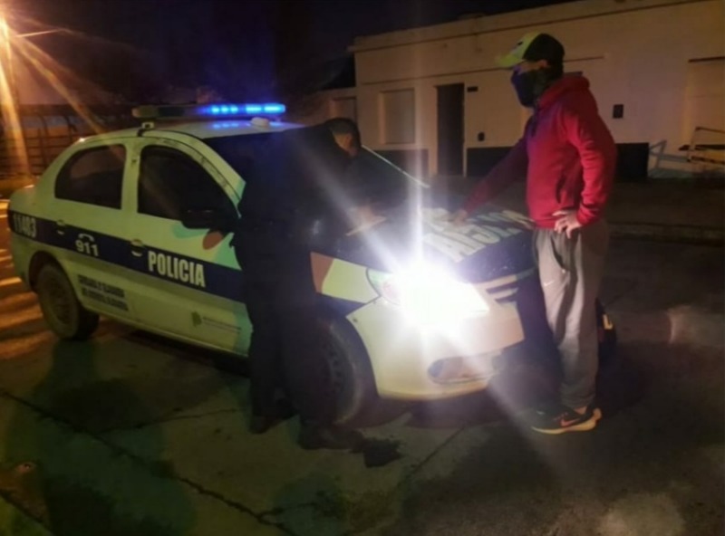 Continan los demorados por violar el aislamiento